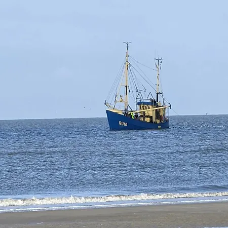 In St Peter Ording, Cleaning Included 아파트